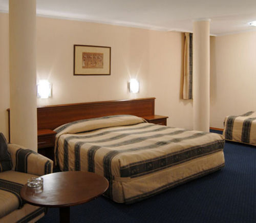 Hotel Luxor Burgas Stad Buitenkant foto
